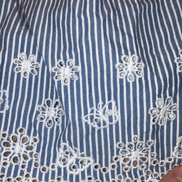 🎉4 for $20 Baby Gap Stripe Eyelet Dress, 3-6 mo - Picture 4 of 6